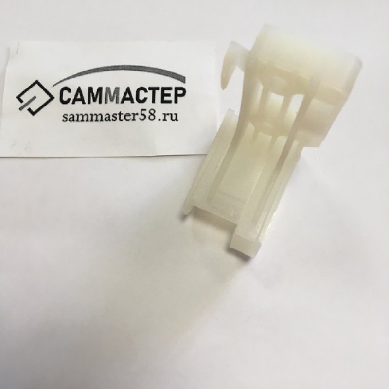 Петля хол-ка верхняя левая INDESIT C00308213