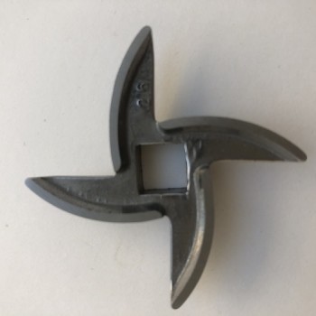 НОЖ МЯСОРУБКИ ПОМОЩНИЦА АКСИОН Ø47ММ КВ. 8,5X8,5ММ