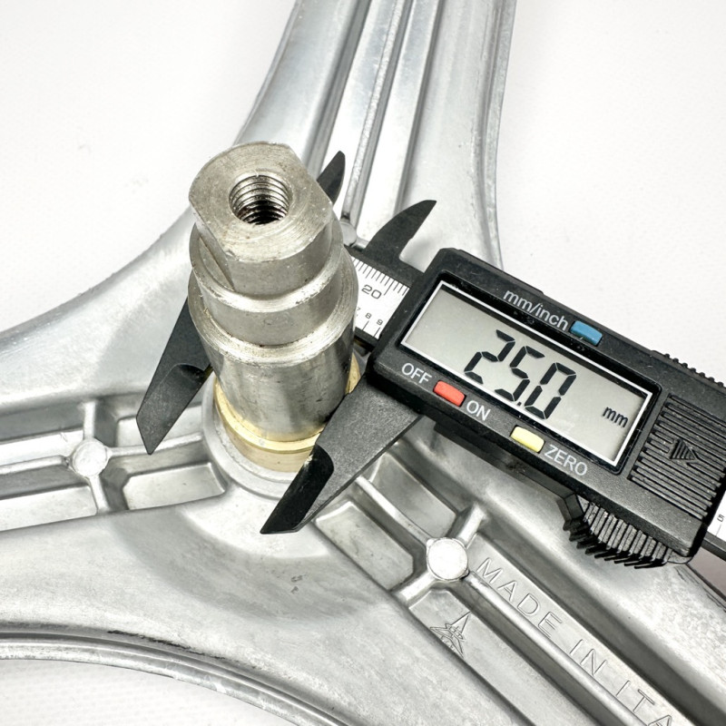 Крестовина BoschC00479100 Cod 782 подш.204/205