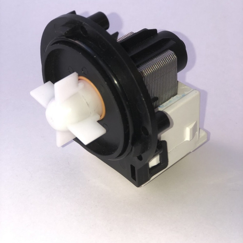 Помпа на 3 винтах, универсальная, выводы назад вместе, для Индезит,Аристон (тип Plaset)