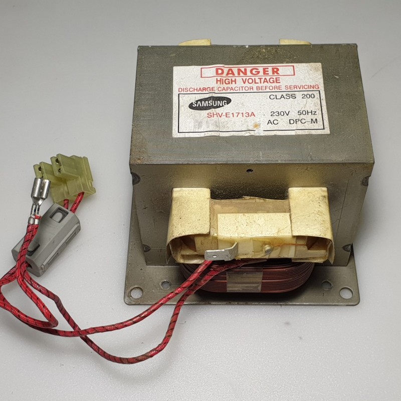 Транcформатор силовой, 800 W, 220-240 V, 50 Hz																